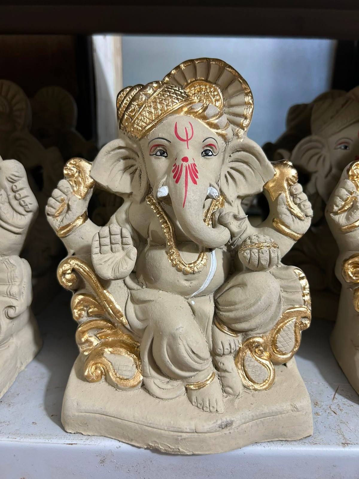 Royal Gold Finish Vakratunda Ganesh Idol